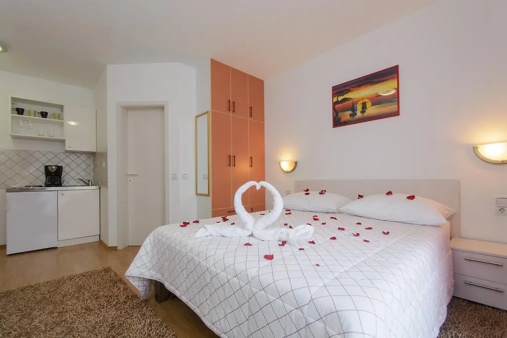 Apartments Mijo Trogir Croatia